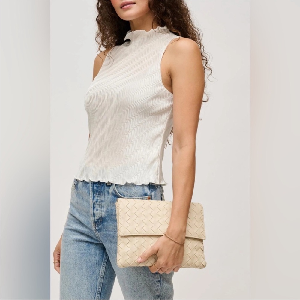 NWT Astr The Label Plisse Sleeveless Mock-Neck Tank Shirt